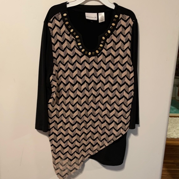 Tops - Very nice top like new